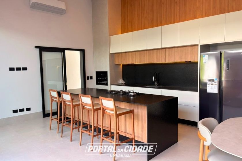 Casa &agrave; venda - 364m&sup2; - Portal Das &Aacute;guas