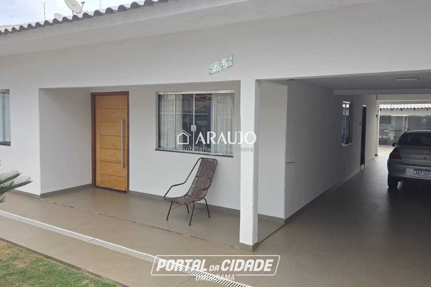 Casa &agrave; venda - 243m&sup2; - Jardim Indai&aacute;