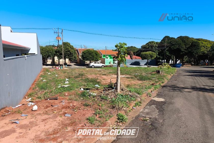Terreno &agrave; venda - 241m&sup2; - Zona V