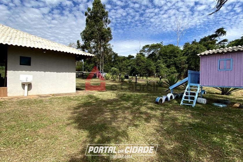 Ch&aacute;cara &agrave; venda - 5123m&sup2; - Serra dos Dourados