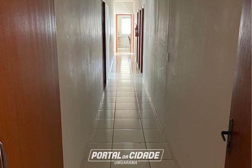 Sal&atilde;o Comercial &agrave; venda - 490m&sup2; - Zona I