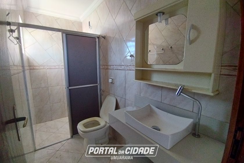Casa &agrave; venda - 255m&sup2; - ZONA VI