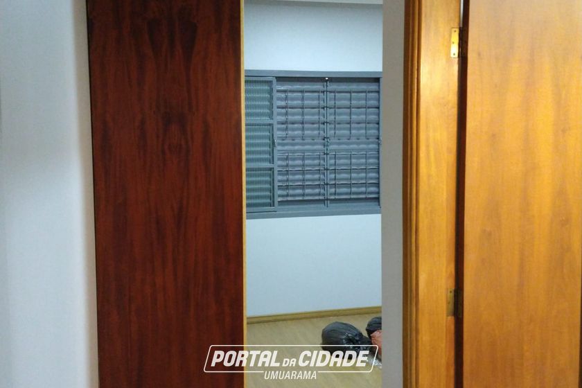 Casa para alugar - 100m&sup2; - Jardim Alphaville