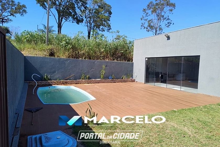 Ch&aacute;cara &agrave; venda - 2000m&sup2; - PR - 580