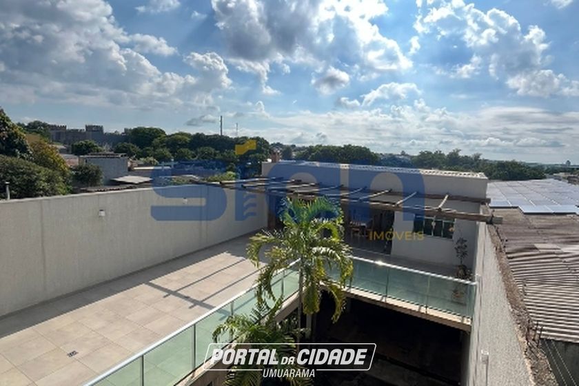 Casa &agrave; venda - 340m&sup2; - 