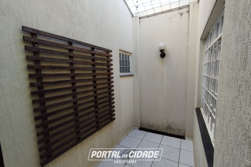 Casa &agrave; venda - 144m&sup2; - ZONA III