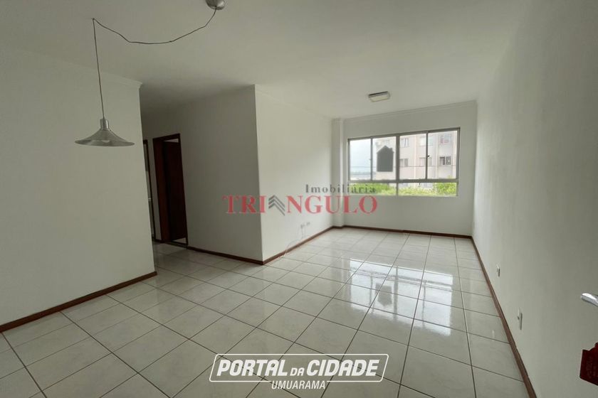 Apartamento &agrave; venda - 77m&sup2; - ZONA II