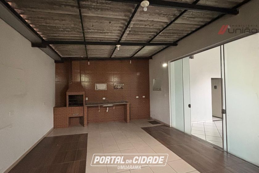 Sal&atilde;o Comercial para alugar - 245m&sup2; - Zona V