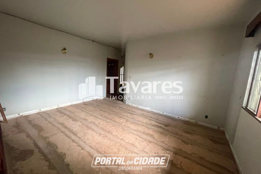 Casa &agrave; venda - 1000m&sup2; - Zona I