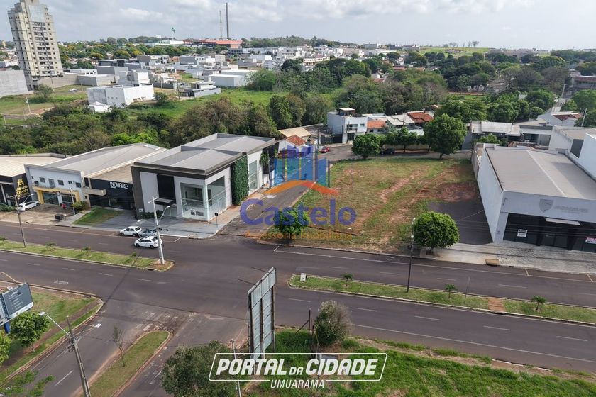 Terreno &agrave; venda - 1525m&sup2; - ZONA III