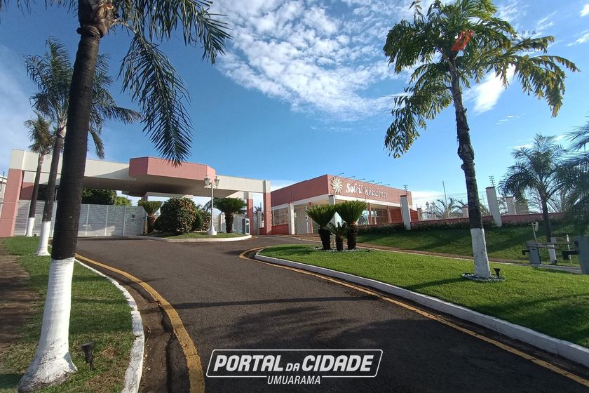 Terreno &agrave; venda - 892m&sup2; - Zona III