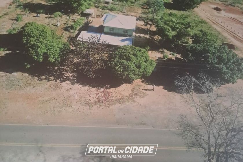 Ch&aacute;cara &agrave; venda - -