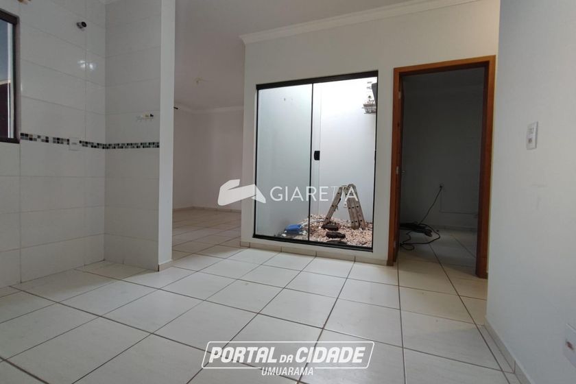 Casa &agrave; venda - 75m&sup2; - JARDIM GISELA