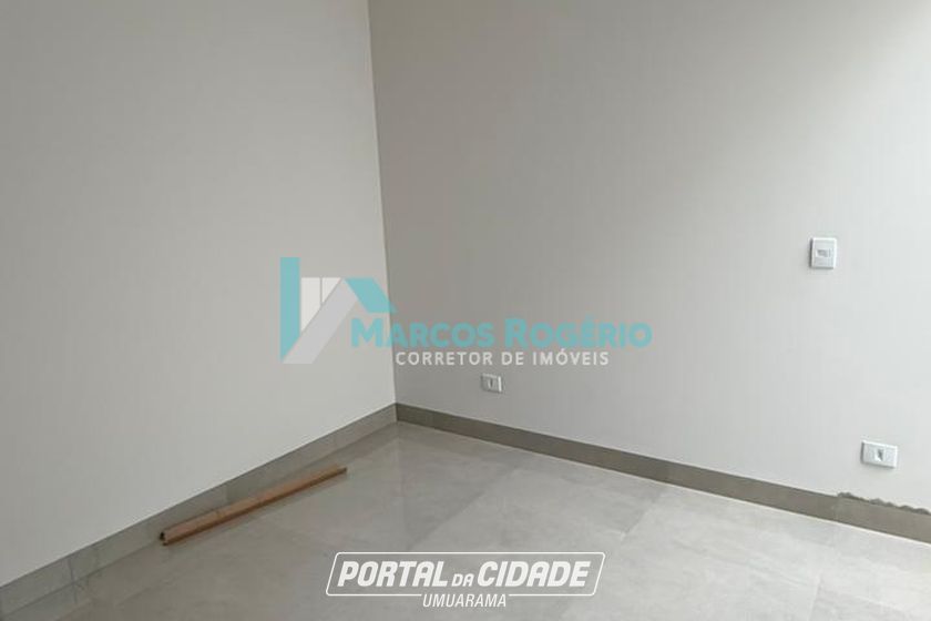 Casa &agrave; venda - 110m&sup2; - Jardim Cima