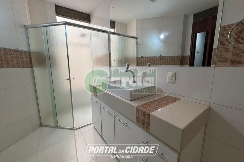 Casa para alugar - 525m&sup2; - Zona I