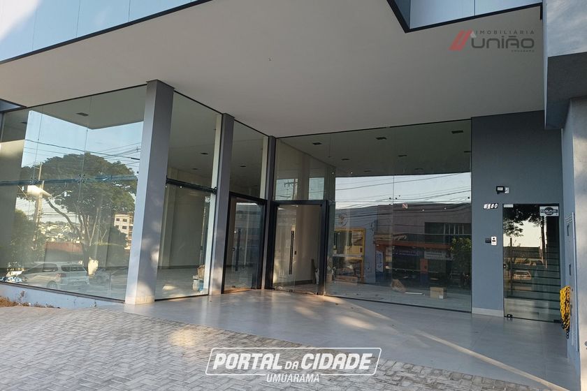 Sal&atilde;o Comercial para alugar - 180m&sup2; - Jardim Aratimbo