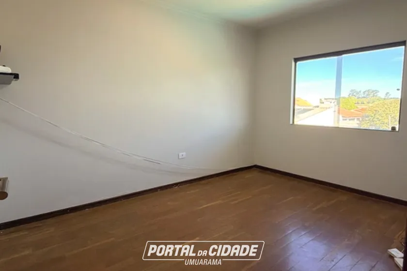 Sobrado &agrave; venda - 376m&sup2; - Zona I