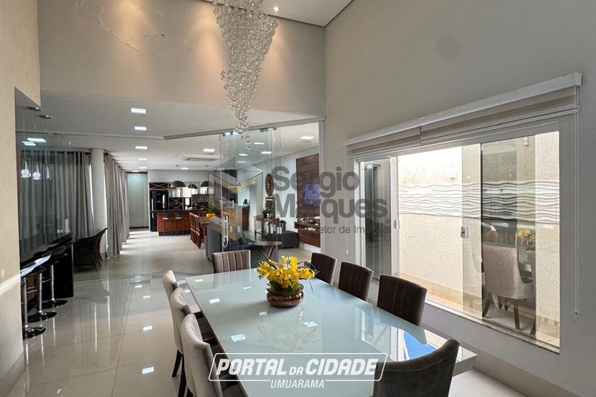 Casa &agrave; venda - 415m&sup2; - Zona V