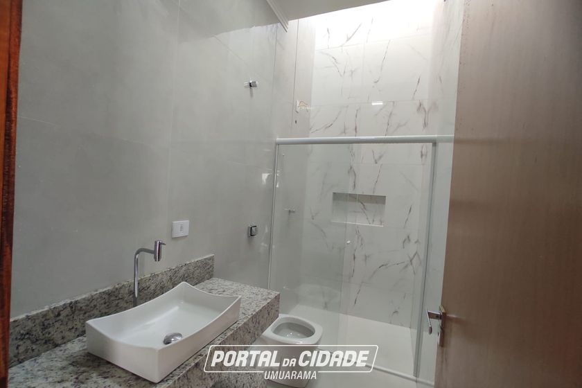 Casa &agrave; venda - 130m&sup2; - Jardim Tropical