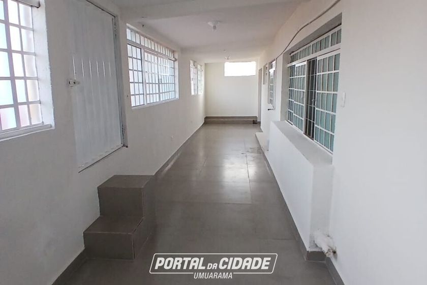 Sal&atilde;o Comercial para alugar - 800m&sup2; - Zona II