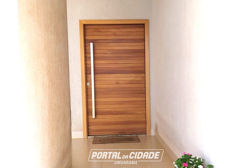 Casa &agrave; venda - 237m&sup2; - Jardim Oliveira