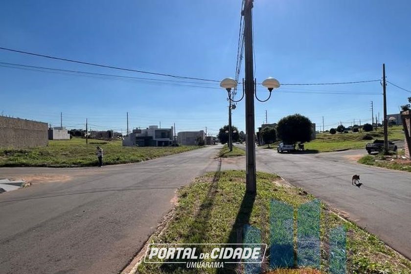 Sal&atilde;o Comercial &agrave; venda - 355m&sup2; - Zona V