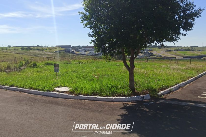Terreno &agrave; venda - 302m&sup2; - Parque Metropolitano