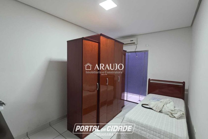 Casa &agrave; venda - 243m&sup2; - Jardim Indai&aacute;