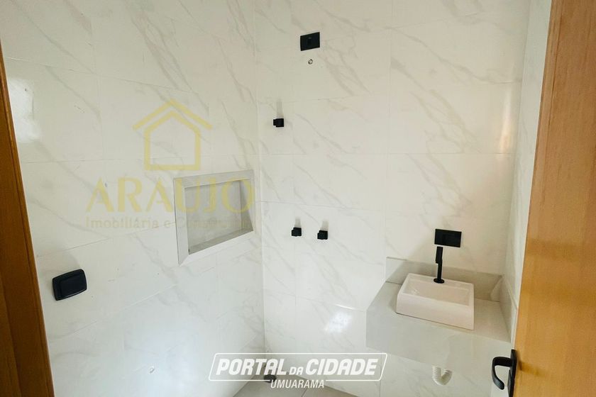 Casa &agrave; venda - 62m&sup2; - Jardim Sakai