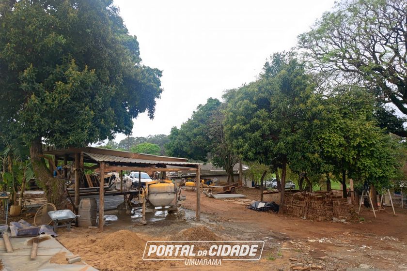 Ch&aacute;cara &agrave; venda - 400m&sup2; - ESTRADA MORADA DO SOL