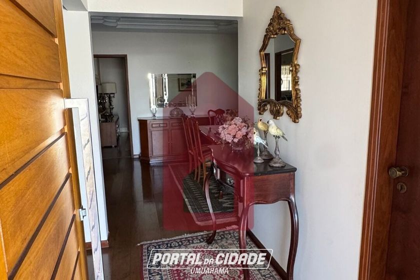 Casa &agrave; venda - 332m&sup2; - Zona I