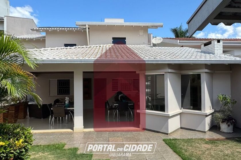 Casa para alugar - 332m&sup2; - Zona I