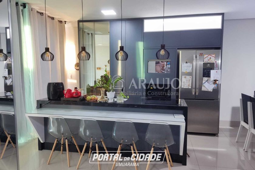 Casa &agrave; venda - 130m&sup2; - Jardim Caravelle