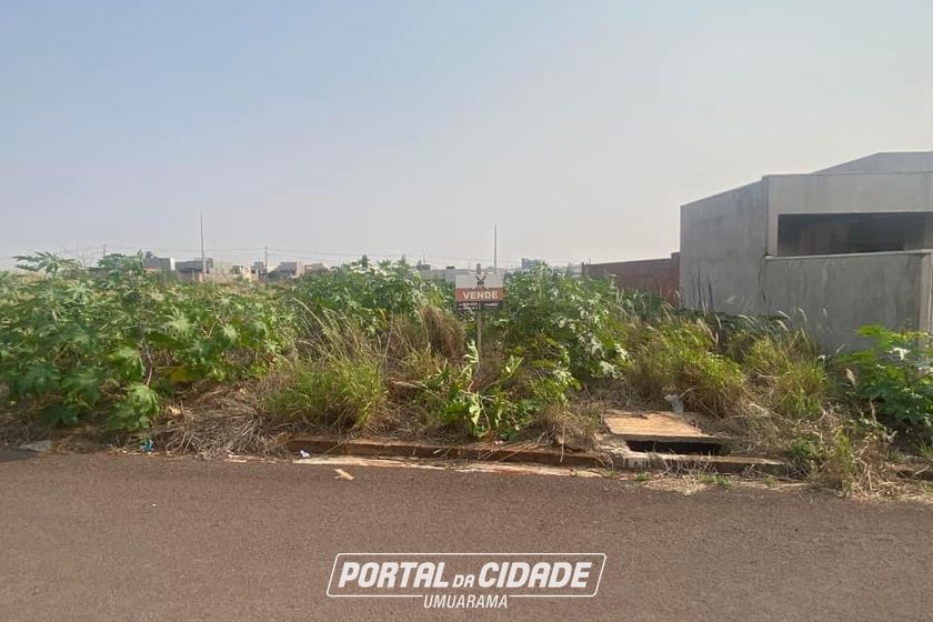 Terreno &agrave; venda - 214m&sup2; - Jardim Aeroporto