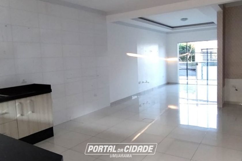 Casa &agrave; venda - 257m&sup2; - ZONA VII