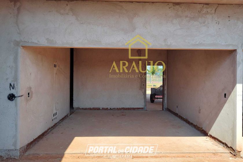 Casa &agrave; venda - 200m&sup2; - Porto Camargo