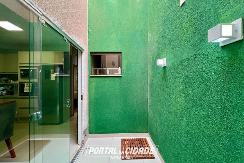 Casa &agrave; venda - Centro