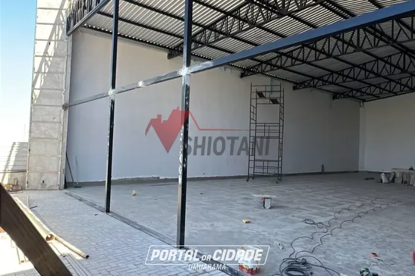 Sal&atilde;o Comercial para alugar - Zona III