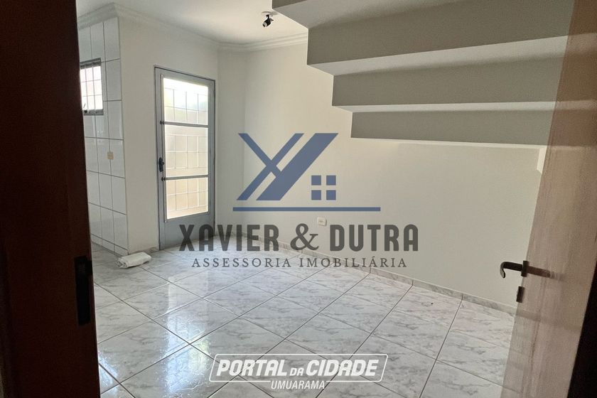 Sobrado &agrave; venda - 200m&sup2; - Zona II