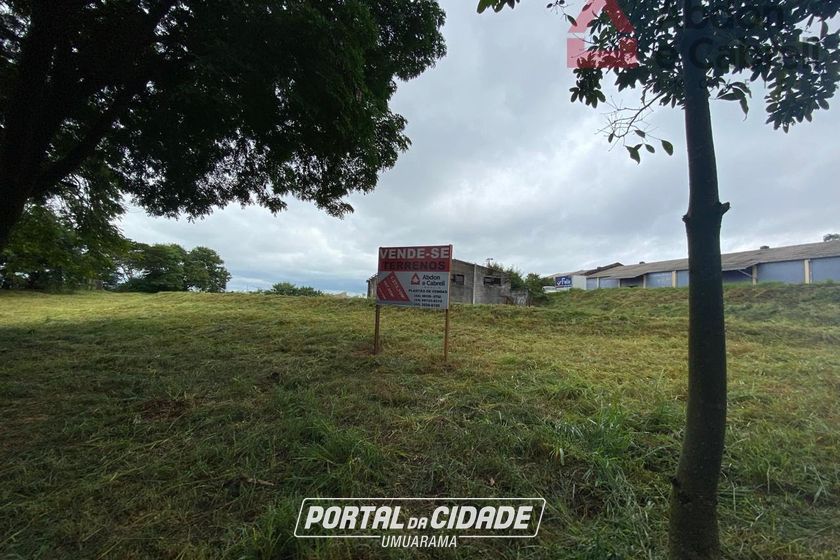Terreno &agrave; venda - 1669m&sup2; - Zona VII