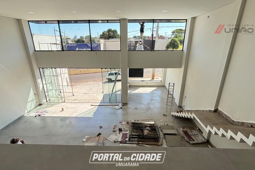 Sal&atilde;o Comercial para alugar - 358m&sup2; - Parque Residencial da G&aacute;vea