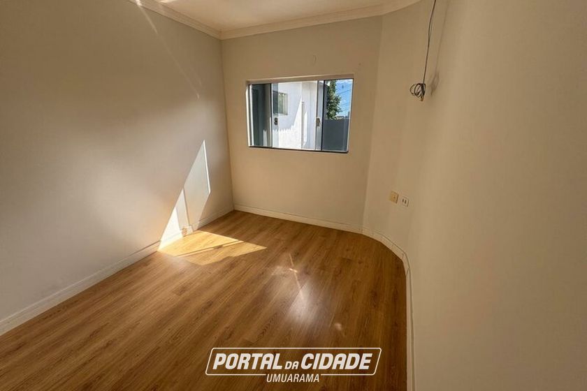 Casa &agrave; venda - 150m&sup2; - Parque Alto da Paran&aacute;