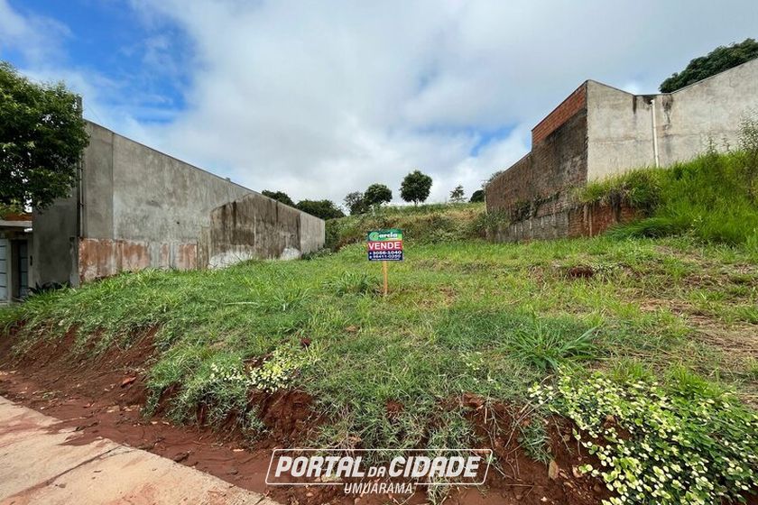 Terreno &agrave; venda - 328m&sup2; - Jardim Canad&aacute; II