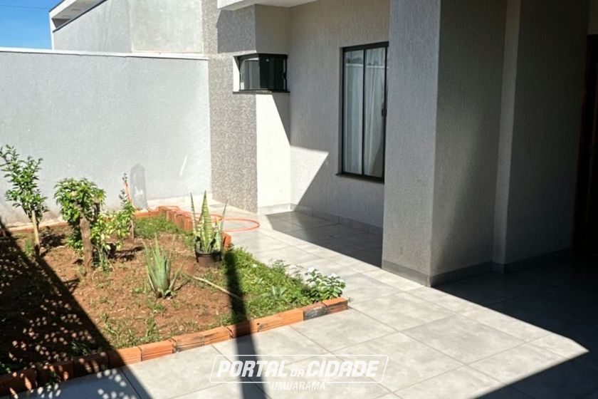 Casa &agrave; venda - 60m&sup2; - JARDIM THEREZA