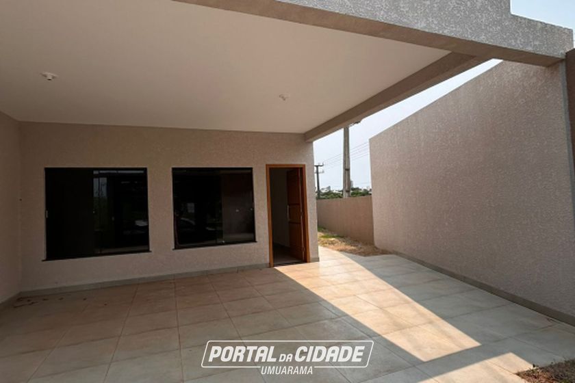Casa &agrave; venda - 132m&sup2; - Jardim Azal&eacute;ia