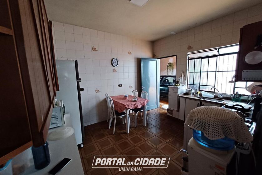 Casa &agrave; venda - 200m&sup2; - Zona III