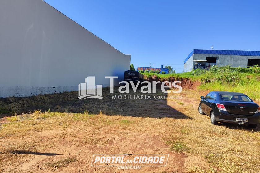 Terreno &agrave; venda - 615m&sup2; - Jardim Santiago