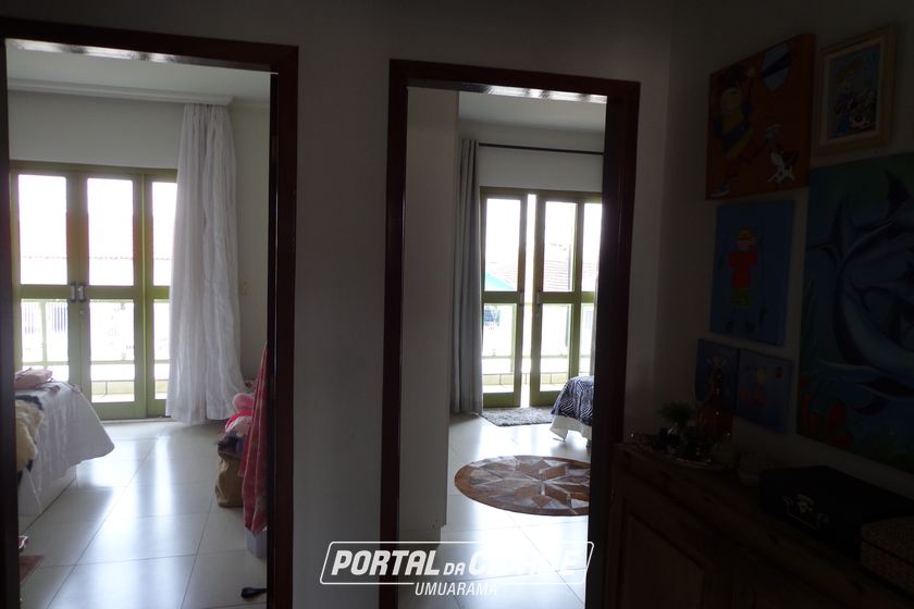 Sobrado &agrave; venda - 247m&sup2; - Zona 2