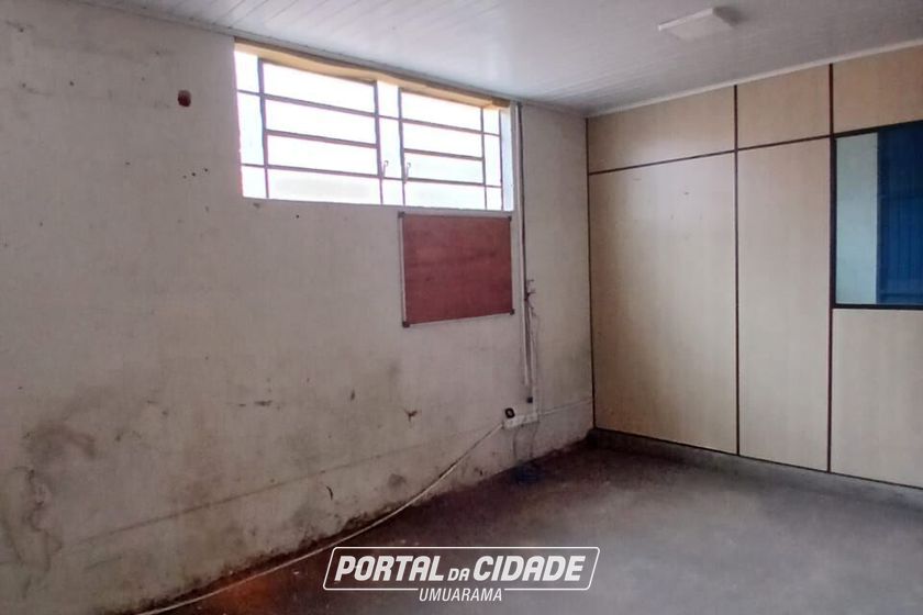 Sal&atilde;o Comercial para alugar - 240m&sup2; - Zona I