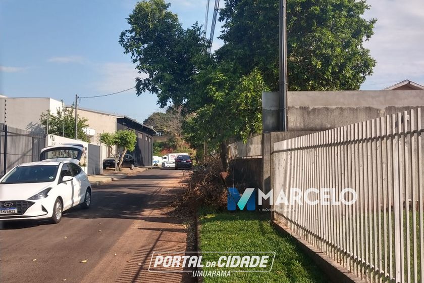 Terreno &agrave; venda - 645m&sup2; - Zona III